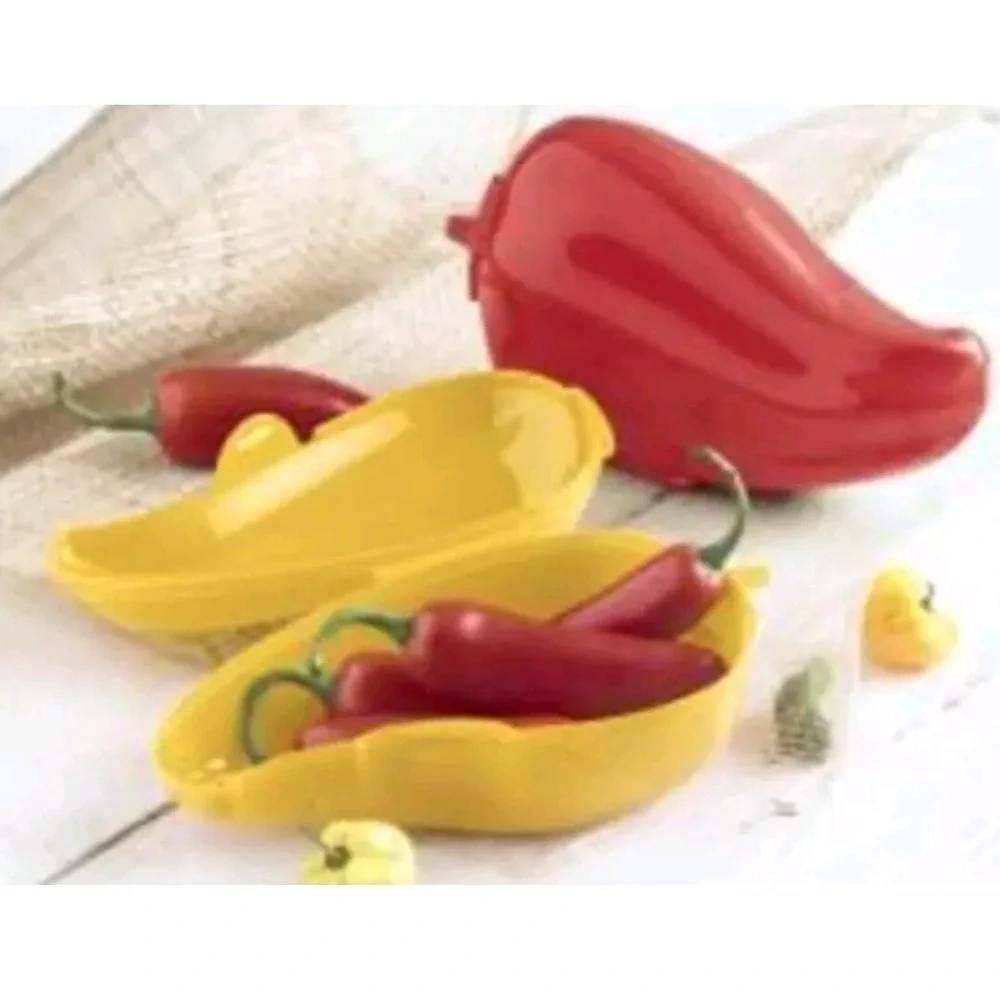 Tupperware Vegetable Red & Yellow Chili Pepper Set of 2 New Forget Me Not Set